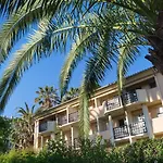 Pierre & Les Citronniers Lejlighedshotel 3*