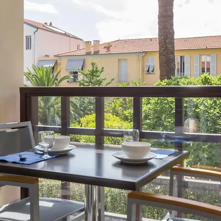 Lejlighedshotel Pierre & Les Citronniers 3*