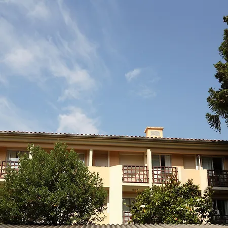 Pierre & Les Citronniers מלון דירות מנטון