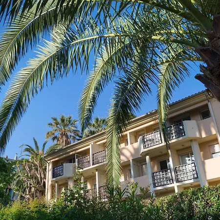 Pierre & Les Citronniers מלון דירות 3*