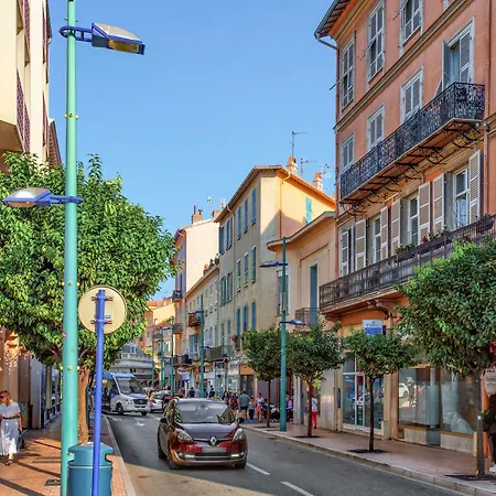 מלון דירות Pierre & Les Citronniers 3*