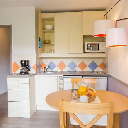 Pierre & Les Citronniers Aparthotel 3*