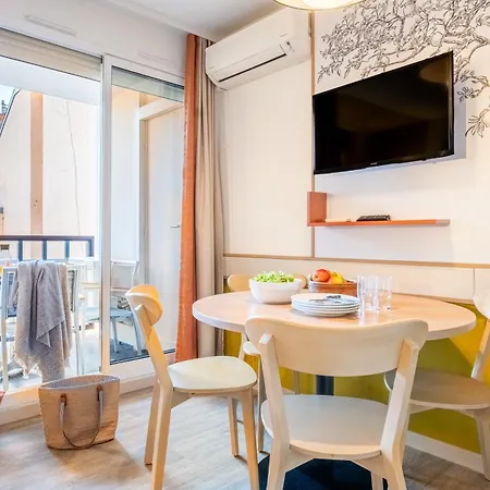 Pierre & Les Citronniers מנטון