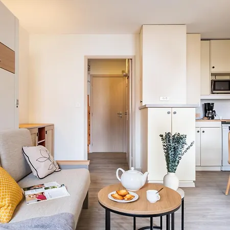 Pierre & Les Citronniers Aparthotel 3*