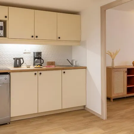 Pierre & Les Citronniers Lejlighedshotel 3*