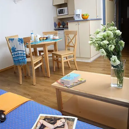 Hotel apartamentowy Pierre & Les Citronniers